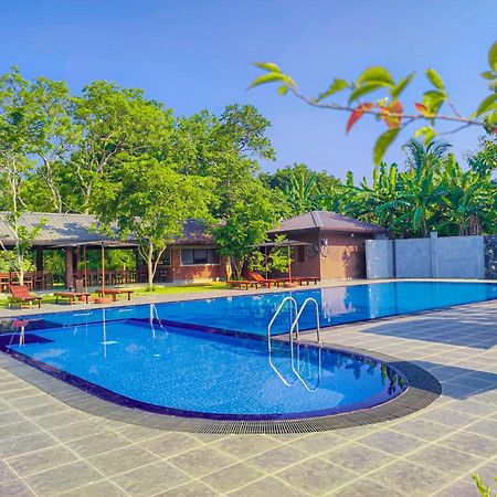 Doola River Edge Udawalawe Luaran gambar