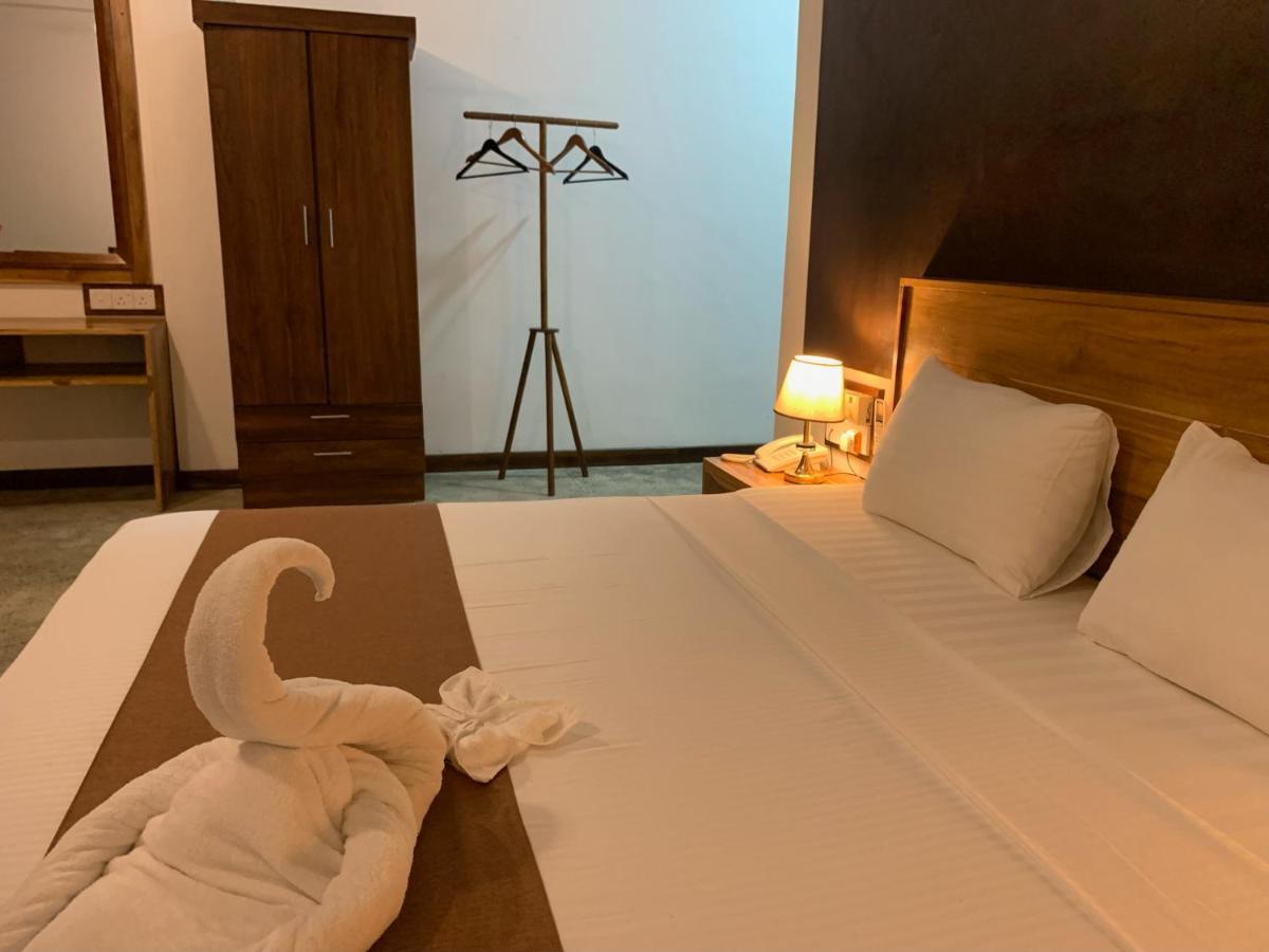 Doola River Edge Udawalawe Luaran gambar